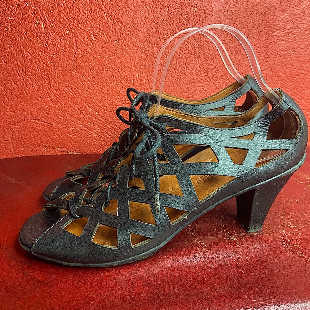 Black Leather Kenneth Cole Gentle Sole Heel Lace Up Shoes Size 9